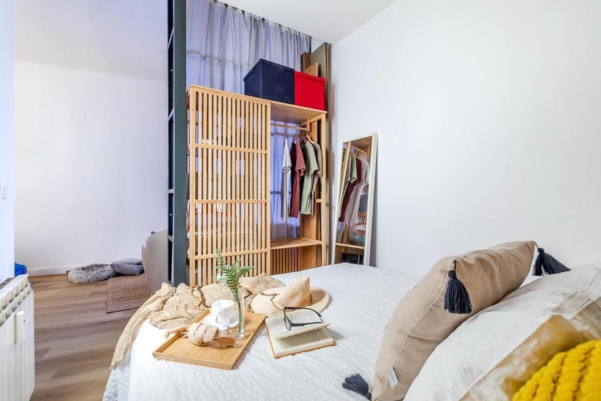 Charming Modern In Lavapies * Madrid
