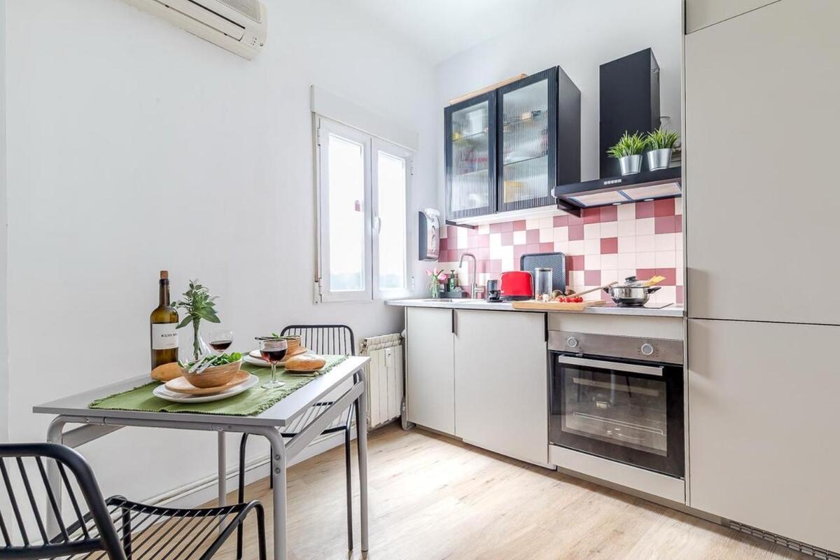 Charming Modern In Lavapies